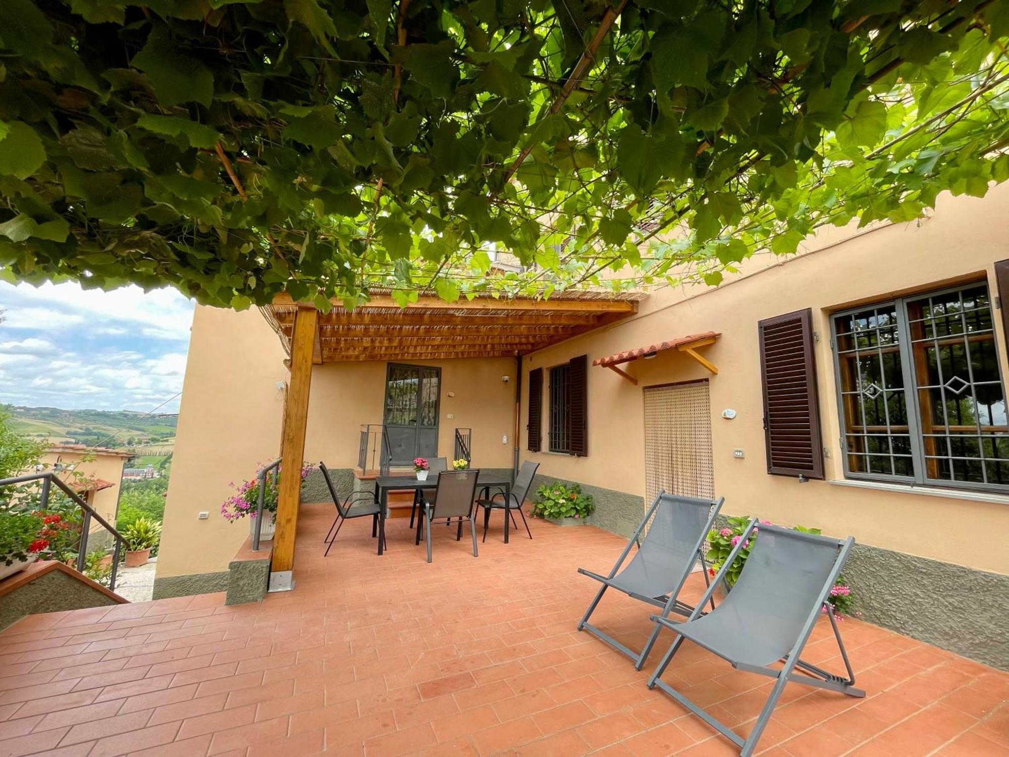 Casa Imola Apartment Poggibonsi Exterior photo